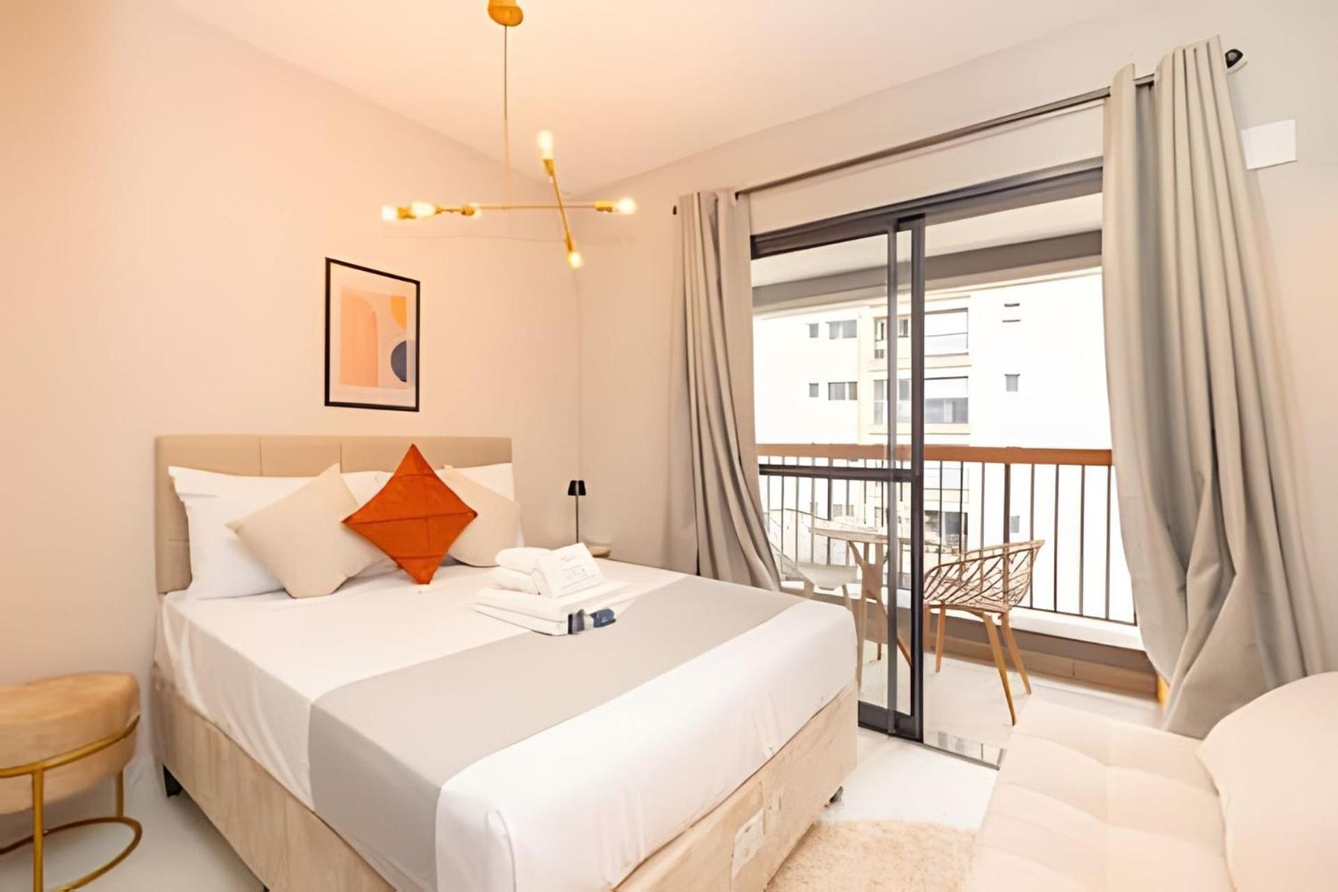 Easy Star - Belo Ao Lado Da Estacao Brooklin - Sq01i